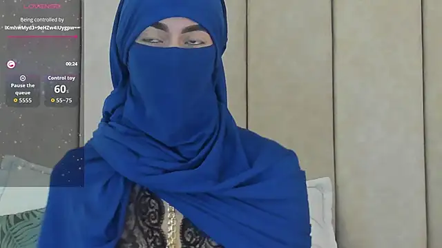  Zahiira  online show from 10-25-25, 11:29