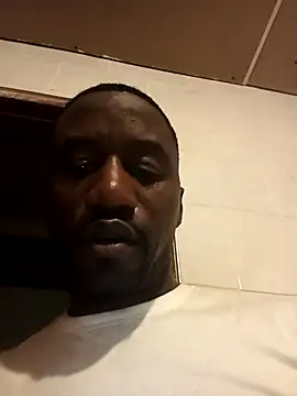 Snapshot of Thasdwn23 chatting on 11-08-25, 06:07 Thasdwn23 online show from 11-08-25, 06:07