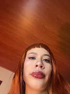 ScarlettRusso1 online show from 06-30-26, 09:49