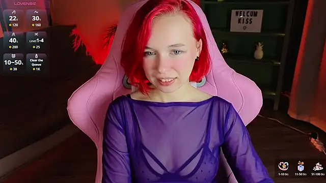 Snapshot of NaomiYoru chatting on 11-08-25, 08:29 NaomiYoru online show from 11-08-25, 08:29