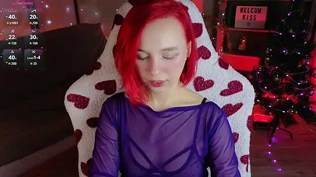 Snapshot of NaomiYoru chatting on 12-20-25, 08:38 NaomiYoru online show from 12-20-25, 08:38