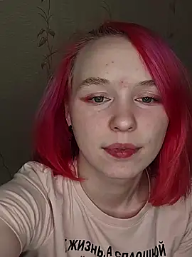 Snapshot of NaomiYoru chatting on 02-15-26, 08:35 NaomiYoru online show from 02-15-26, 08:35