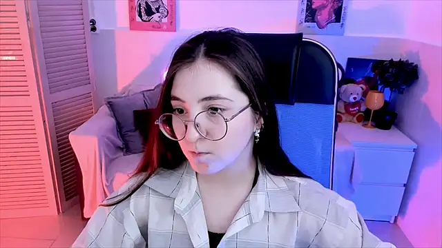 VirtuallVoyant online show from 10-08-25, 07:39