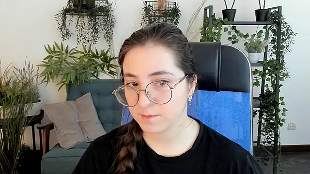 VirtuallVoyant online show from 11-26-25, 06:58