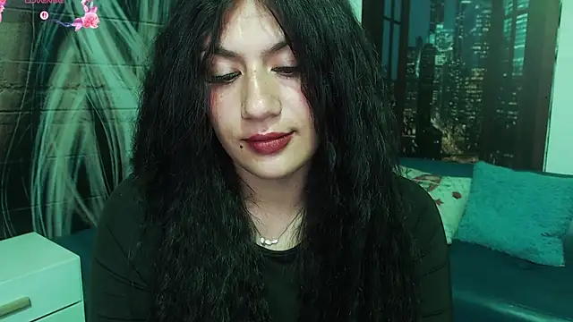 gigi gilt  online show from 07-28-26, 03:21