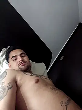 Maximo cum27 online show from 03-04-26, 04:29