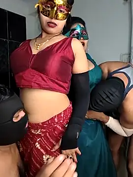 Sexy kaira01 online show from 12-17-25, 09:04