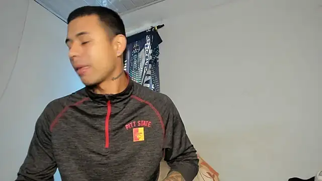 Snapshot of _Logan_Colton_ chatting on 02-02-26, 06:50 Logan Colton online show from 02-02-26, 06:50