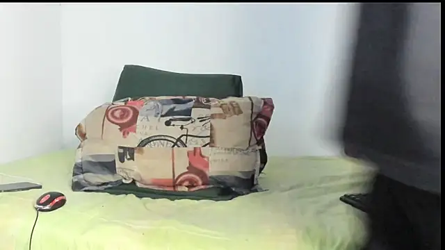  Logan Colton  online show from 06-21-26, 04:42