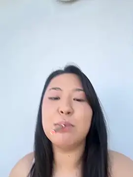 Snapshot of thedaynahoney chatting on 10-02-25, 09:49 thedaynahoney online show from 10-02-25, 09:49