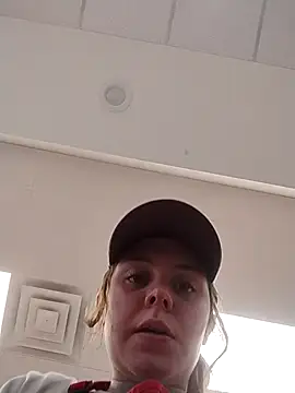 Snapshot of ryder393 chatting on 12-04-25, 08:06 ryder393 online show from 12-04-25, 08:06