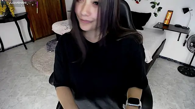 Snapshot of Mia_1120 chatting on 11-22-25, 03:55 Mia 1120 online show from 11-22-25, 03:55