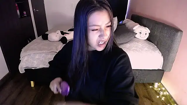 Snapshot of Mia_1120 chatting on 01-10-26, 08:54 Mia 1120 online show from 01-10-26, 08:54