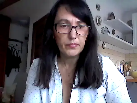 Elena48324 online show from 04-25-26, 12:41