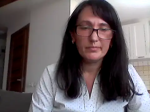 Elena48324 online show from 04-28-26, 11:04