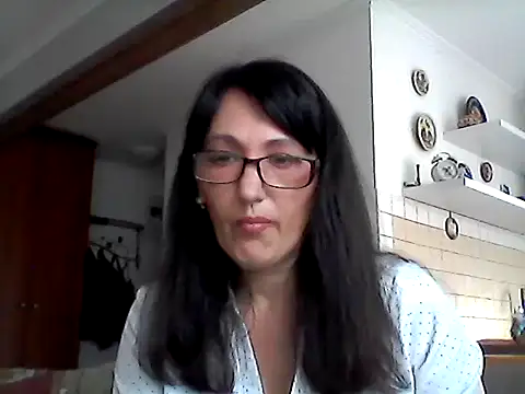 Elena48324 online show from 05-12-26, 10:23