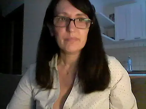 Elena48324 online show from 05-18-26, 05:19