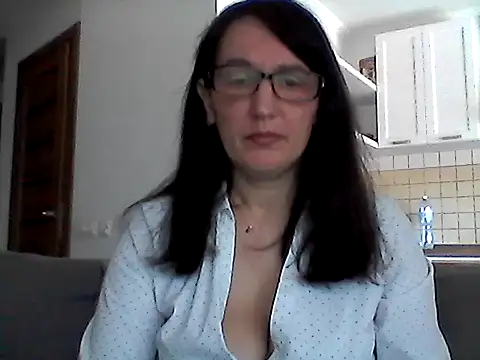 Elena48324 online show from 05-22-26, 09:48