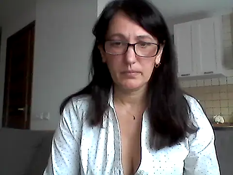 Elena48324 online show from 06-01-26, 09:55
