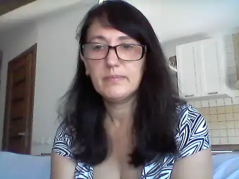 Elena48324 online show from 07-04-26, 05:57
