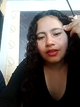 Snapshot of Yaya_watson chatting on 10-04-25, 07:45 Yaya watson online show from 10-04-25, 07:45