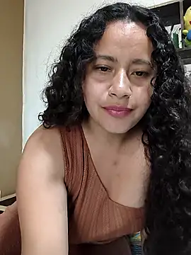 Snapshot of Yaya_watson chatting on 01-16-26, 05:28 Yaya watson online show from 01-16-26, 05:28