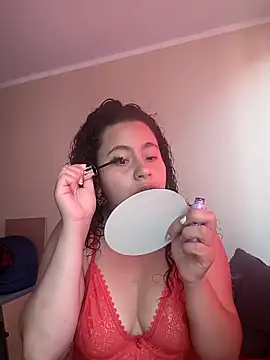 Snapshot of Yaya_watson chatting on 02-11-26, 04:45 Yaya watson online show from 02-11-26, 04:45