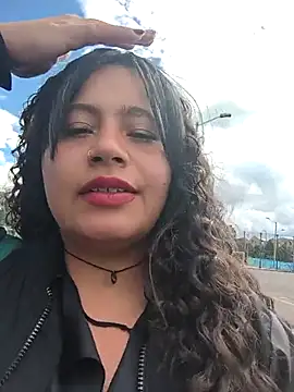 Snapshot of Yaya_watson chatting on 02-18-26, 07:21 Yaya watson online show from 02-18-26, 07:21