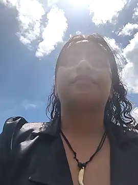 Snapshot of Yaya_watson chatting on 03-07-26, 05:32 Yaya watson online show from 03-07-26, 05:32