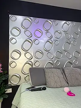 Skylar Smith  online show from 02-05-26, 11:48