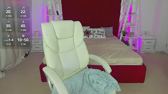 Sofii darling online show from 06-19-26, 04:44