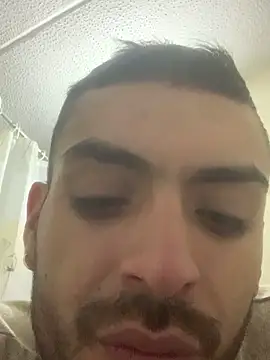 Snapshot of malek_xarx_ chatting on 09-25-25, 01:09 malek xarx online show from 09-25-25, 01:09