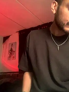 Snapshot of malek_xarx_ chatting on 10-07-25, 02:42 malek xarx online show from 10-07-25, 02:42