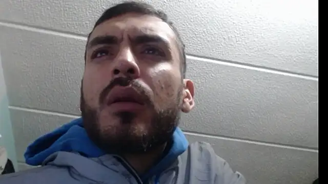 Snapshot of malek_xarx_ chatting on 10-16-25, 01:39 malek xarx online show from 10-16-25, 01:39