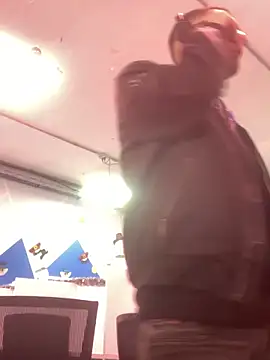 Snapshot of malek_xarx_ chatting on 12-01-25, 03:39 malek xarx online show from 12-01-25, 03:39