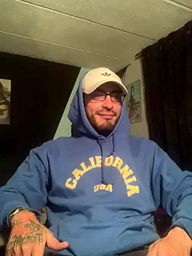 Snapshot of malek_xarx_ chatting on 12-17-25, 02:06 malek xarx online show from 12-17-25, 02:06