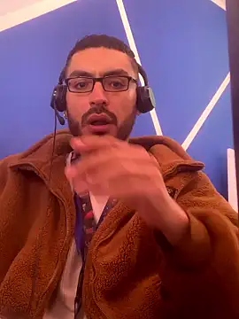 Snapshot of malek_xarx_ chatting on 01-07-26, 03:25 malek xarx online show from 01-07-26, 03:25