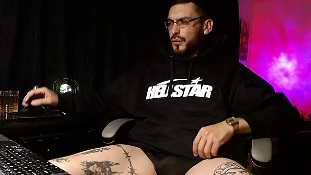 Snapshot of malek_xarx_ chatting on 02-11-26, 03:11 malek xarx online show from 02-11-26, 03:11