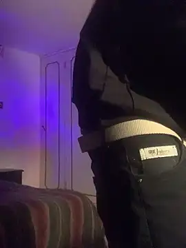 Snapshot of malek_xarx_ chatting on 03-08-26, 02:59 malek xarx online show from 03-08-26, 02:59