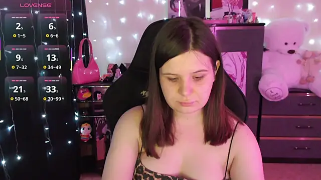 Snapshot of AmyVibess chatting on 09-14-25, 08:08 AmyVibess online show from 09-14-25, 08:08