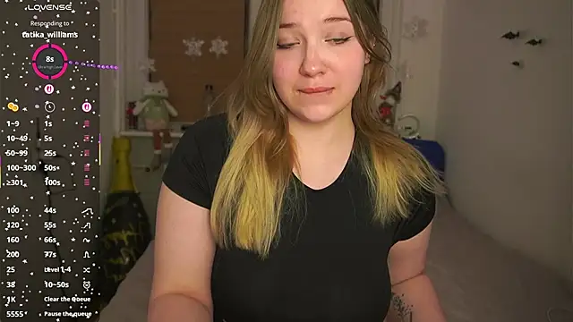 Snapshot of CuteSharloti chatting on 02-15-26, 05:09 CuteSharloti online show from 02-15-26, 05:09