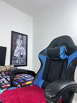 Luke Stone online show from 04-22-26, 11:06