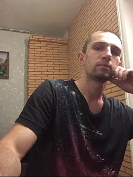 Snapshot of Alexilon chatting on 11-11-25, 01:11 Alexilon online show from 11-11-25, 01:11