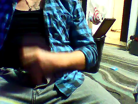 Snapshot of thickhardlong chatting on 10-12-25, 07:51 thickhardlong online show from 10-12-25, 07:51