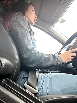 Snapshot of Miss-Brazil chatting on 12-17-25, 05:19 Miss-Brazil online show from 12-17-25, 05:19