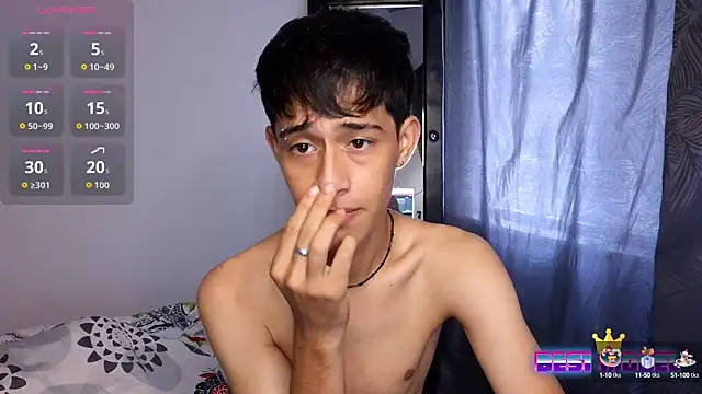Snapshot of Danny_cute_05 chatting on 10-06-25, 02:03 Danny cute 05 online show from 10-06-25, 02:03