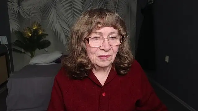 Betty Brick online show from 04-19-26, 10:36