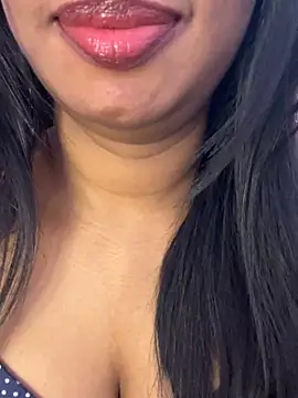 Snapshot of tamil_Aarathi chatting on 06-09-26, 05:24 tamil Aarathi online show from 06-09-26, 05:24