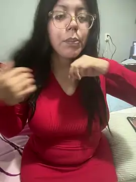 Snapshot of karysweetbeaury chatting on 01-10-26, 01:40 karysweetbeaury online show from 01-10-26, 01:40