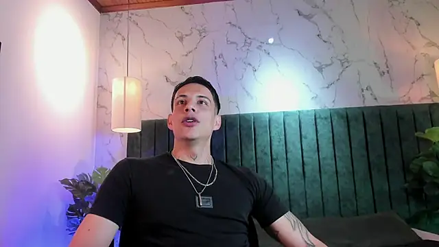 Dustin Sonne online show from 07-08-26, 03:44
